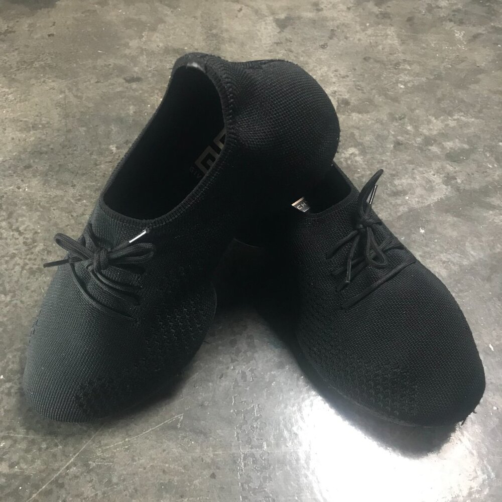 Givenchy TK 360 Black size 6